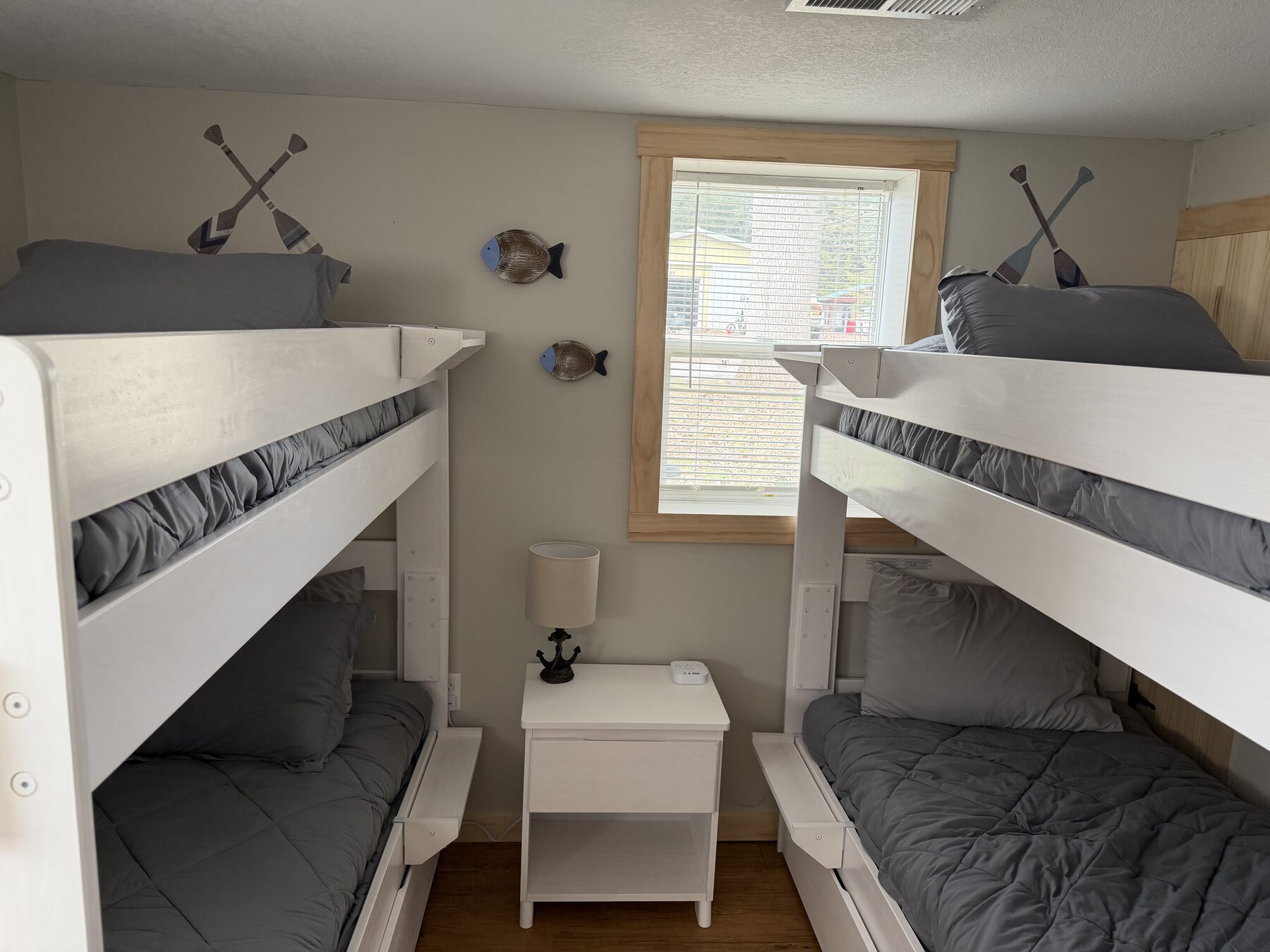 Lake Mattoon Hideaway – bunk room