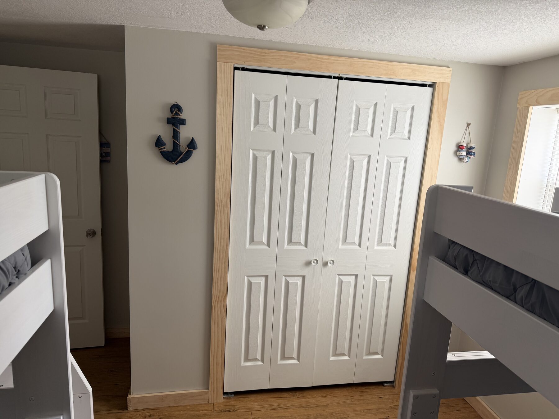 Lake Mattoon Hideaway – bunk room